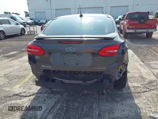 2018 Ford Focus Titanium с VIN 1FADP3J23JL272028, выставлен на аукционе IAAI как лот 42395402 с пробегом 125 975 миль миль и . История ставок и продаж доступна на DreamBid. Изображение 17.