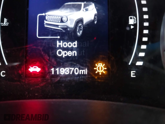 2017 Jeep Renegade Altitude z VIN ZACCJABB7HPE88450, wystawiony jako IAAI lot #41785466 z przebiegiem 119 370 mil mil oraz . Historia ofert i sprzedaży dostępna na DreamBid. Obrazek 15.