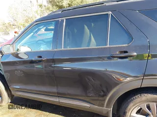 2024 Ford Explorer XLT with VIN 1FMSK7DHXRGA20820, listed as a IAAI auction lot 41034066 with 4,407 mi miles and . Bid and sale history available at DreamBid. Image 15.