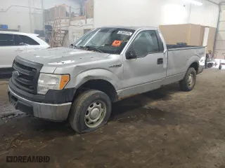 2013 Ford F-150 XL with VIN 1FTNF1EF1DKF15607, listed as a Copart auction lot 82868284 with 206,015 mi miles and Salvage Title. Bid and sale history available at carsss.com. Image 1.