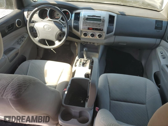 2010 Toyota Tacoma PreRunner с VIN 3TMJU4GN9AM103255, выставлен на аукционе Copart как лот 53799655 с пробегом 210 998 миль миль и Списание • Salvage title. История ставок и продаж доступна на DreamBid. Изображение 8.