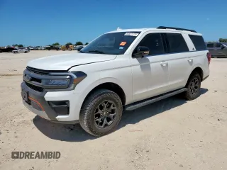 2023 Ford Expedition Timberline с VIN 1FMJU1RG7PEA34279, выставлен на аукционе Copart как лот 64827175 с пробегом Не указан миль и Списание • Salvage title. История ставок и продаж доступна на DreamBid. Изображение 1.