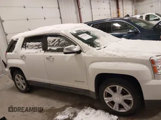 2017 GMC Terrain SLT z VIN 2GKFLUE36H6200710, wystawiony jako IAAI lot #41622409 z przebiegiem 121 391 mil mil oraz . Historia ofert i sprzedaży dostępna na DreamBid. Obrazek 13.