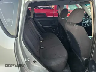 2011 Kia Soul with VIN KNDJT2A19B7714170, listed as a Copart auction lot 84704554 with 121,298 mi miles and Clean Title. Bid and sale history available at carsss.com. Image 6.