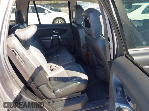 2008 Volvo XC90 V8 with VIN YV4CZ852681428492, listed as a IAAI auction lot 41770146 with 179,905 mi miles. Bid and sale history available at carsss.com. Image 8.