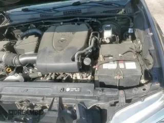 2017 Toyota Tacoma SR5 с VIN 5TFDZ5BN3HX013664, выставлен на аукционе Copart как лот 68698455 с пробегом 58 371 миль миль и Списание • Salvage title. История ставок и продаж доступна на DreamBid. Изображение 15.