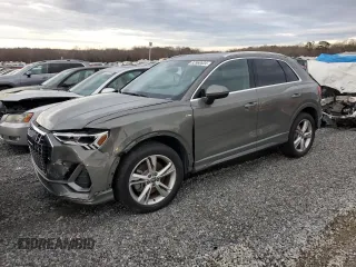 2020 Audi Q3 S line Premium Plus with VIN WA1EECF36L1113941, listed as a Copart auction lot 82960604 with 29,723 mi miles and Salvage Title. Bid and sale history available at carsss.com. Image 1.