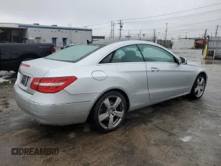 2013 Mercedes-Benz E 350 with VIN WDDKJ5KB7DF190650, listed as a Copart auction lot 44442755 with 194,823 mi miles and Salvage title. Bid and sale history available at DreamBid. Image 3.