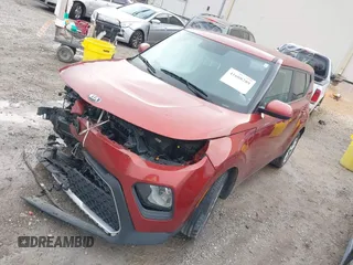 2021 Kia Soul LX with VIN KNDJ23AU5M7741906, listed as a IAAI auction lot 41608289 with 81,551 mi miles. Bid and sale history available at carsss.com. Image 2.