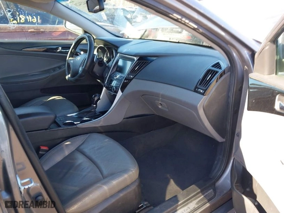 2012 Hyundai Sonata 2.0T SE with VIN 5NPEC4ABXCH411840, listed as a IAAI auction lot 41423420 with 161,181 mi miles. Bid and sale history available at carsss.com. Image 5.