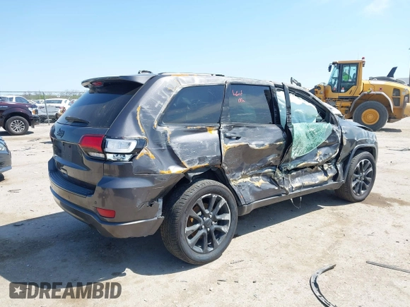 2018 Jeep Grand Cherokee Laredo E with VIN 1C4RJFAG9JC442262, listed as a IAAI auction lot 41925234 with 80,519 mi miles and . Bid and sale history available at DreamBid. Image 4.
