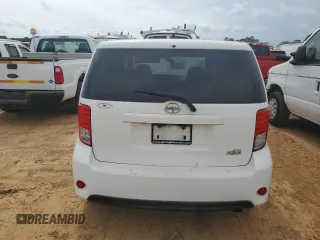 2015 Scion xB z VIN JTLZE4FEXFJ074763, wystawiony jako Copart lot #58277775 z przebiegiem 219 051 mil mil oraz Czysty tytuł • Clean title. Historia ofert i sprzedaży dostępna na DreamBid. Obrazek 6.