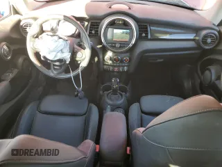 2020 MINI Hardtop Cooper S z VIN WMWXR5C04L2M60247, wystawiony jako Copart lot #70991934 z przebiegiem 37 940 mil mil oraz Szkoda całkowita • Salvage title. Historia ofert i sprzedaży dostępna na DreamBid. Obrazek 8.