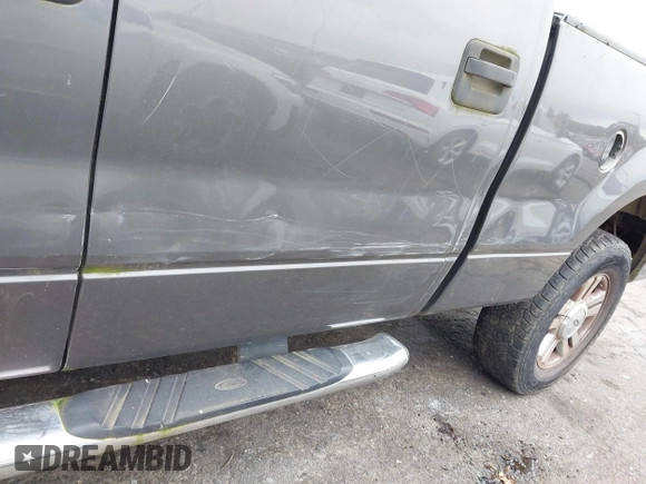 2007 Ford F-150 XLT with VIN 1FTPW14577FA53679, listed as a IAAI auction lot 41885742 with 156,898 mi miles. Bid and sale history available at carsss.com. Image 6.