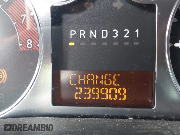 2007 Hummer H3 SUV with VIN 5GTDN13E678100639, listed as a IAAI auction lot 42169342 with 239,906 mi miles. Bid and sale history available at carsss.com. Image 7.