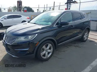 2017 Lincoln MKC Premiere with VIN 5LMCJ1C99HUL03978, listed as a IAAI auction lot 41602939 with 127,078 mi miles and . Bid and sale history available at DreamBid. Image 18.