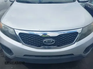 2013 Kia Sorento LX with VIN 5XYKT3A1XDG394440, listed as a IAAI auction lot 42544263 with 207,333 mi miles and . Bid and sale history available at DreamBid. Image 6.
