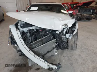 2017 Cadillac CT6 Luxury AWD z VIN 1G6KD5RS9HU203376, wystawiony jako IAAI lot #42181002 z przebiegiem Nie podano mil oraz . Historia ofert i sprzedaży dostępna na DreamBid. Obrazek 6.