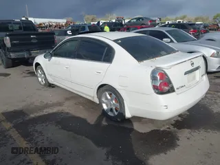 2006 Nissan Altima 2.5 S with VIN 1N4AL11D56C214482, listed as a IAAI auction lot 42028305 with 1 mi miles. Bid and sale history available at carsss.com. Image 3.