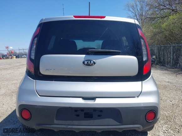 2018 Kia Soul with VIN KNDJN2A20J7581140, listed as a IAAI auction lot 41962548 with 86,497 mi miles. Bid and sale history available at carsss.com. Image 16.