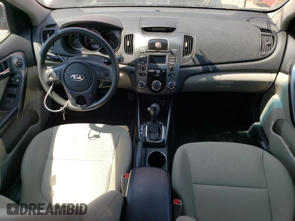 2013 Kia Forte EX with VIN KNAFU4A24D5722681, listed as a Copart auction lot 67335164 with 0 mi miles and Non Repairable. Bid and sale history available at carsss.com. Image 8.