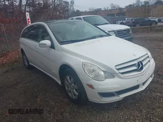 2007 Mercedes-Benz R 3.5L with VIN 4JGCB65E67A053042, listed as a IAAI auction lot 41497759 with 107,104 mi miles. Bid and sale history available at carsss.com. Image 1.