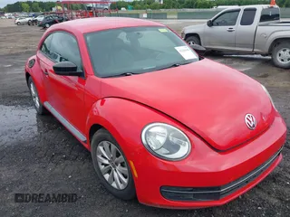 2015 Volkswagen Beetle Fleet Edition с VIN 3VWF17AT6FM634246, выставлен на аукционе IAAI как лот 42259199 с пробегом 170 017 миль миль и . История ставок и продаж доступна на DreamBid. Изображение 1.