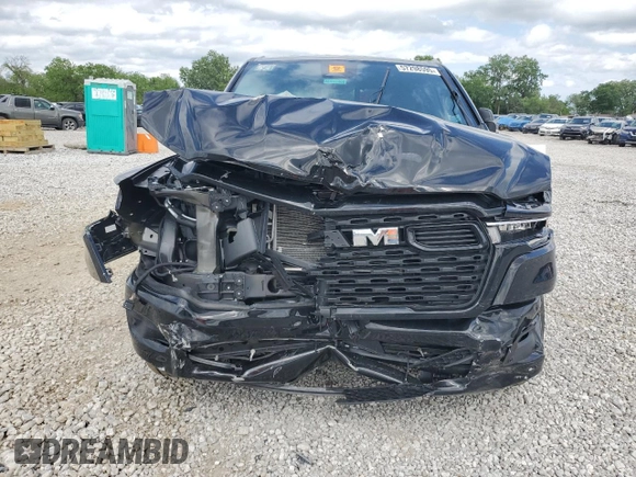2025 Ram 1500 Big Horn z VIN 1C6RRFFG1SN523805, wystawiony jako Copart lot #57298595 z przebiegiem 3 557 mil mil oraz Szkoda całkowita • Salvage title. Historia ofert i sprzedaży dostępna na DreamBid. Obrazek 5.