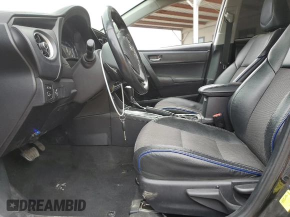 2019 Toyota Corolla L z VIN 2T1BURHE2KC130632, wystawiony jako Copart lot #53754325 z przebiegiem 244 272 mil mil oraz Szkoda całkowita • Salvage title. Historia ofert i sprzedaży dostępna na DreamBid. Obrazek 7.
