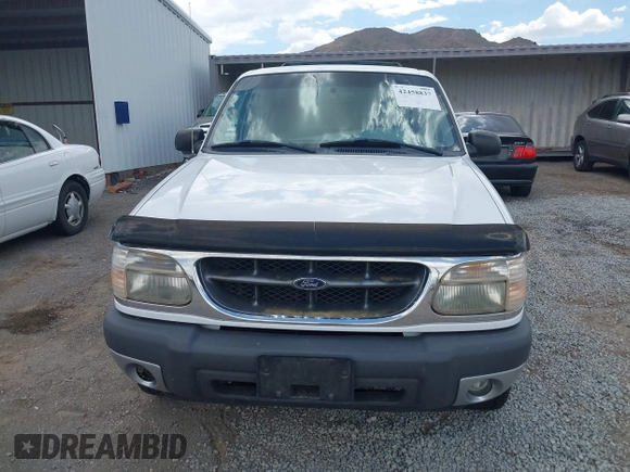 2000 Ford Explorer XLT z VIN 1FMDU73E6YZB38828, wystawiony jako IAAI lot #42458837 z przebiegiem 190 053 mil mil oraz . Historia ofert i sprzedaży dostępna na DreamBid. Obrazek 6.