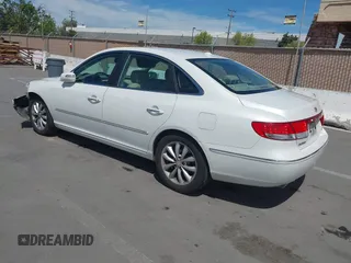 2008 Hyundai Azera Limited with VIN KMHFC46F78A311138, listed as a IAAI auction lot 42004678 with 91,444 mi miles and . Bid and sale history available at DreamBid. Image 3.