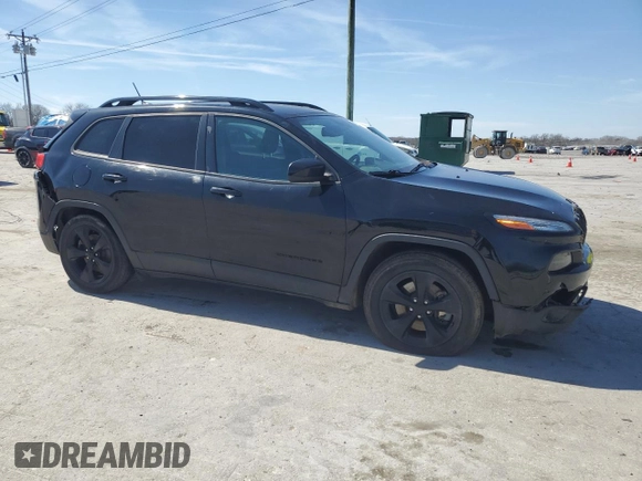 2018 Jeep Cherokee Latitude с VIN 1C4PJLCX4JD621239, выставлен на аукционе Copart как лот 49389275 с пробегом 180 542 миль миль и Списание • Salvage title. История ставок и продаж доступна на DreamBid. Изображение 4.