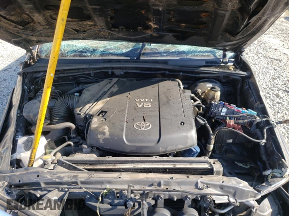 2015 Toyota Tacoma PreRunner с VIN 3TMJU4GN4FM174385, выставлен на аукционе Copart как лот 63994465 с пробегом Не указан миль и На запчасти • Non repairable. История ставок и продаж доступна на DreamBid. Изображение 11.