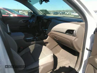 2020 Chevrolet Traverse LT Cloth with VIN 1GNERGKWXLJ112767, listed as a IAAI auction lot 41617752 with 195,043 mi miles. Bid and sale history available at carsss.com. Image 5.