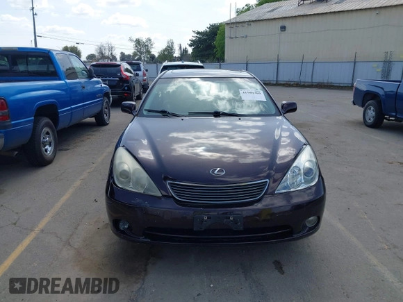 2005 Lexus ES 350 z VIN JTHBA30G455131431, wystawiony jako IAAI lot #41900309 z przebiegiem Nie podano mil oraz . Historia ofert i sprzedaży dostępna na DreamBid. Obrazek 11.