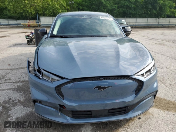 2024 Ford Mustang Mach-E Select with VIN 3FMTK1R42RMA21117, listed as a Copart auction lot 60095535 with 5,105 mi miles and Salvage title. Bid and sale history available at DreamBid. Image 5.