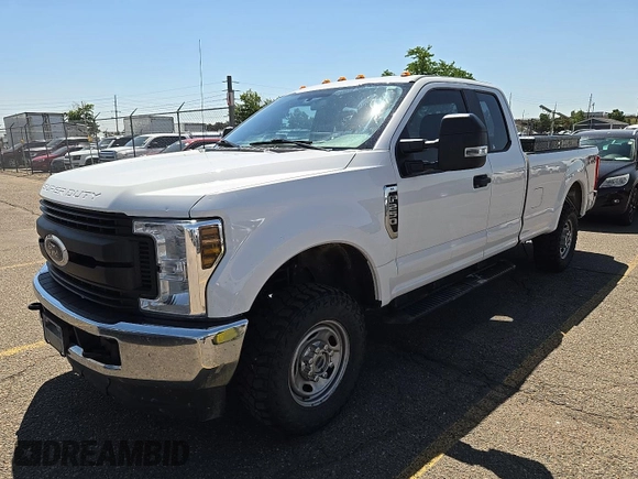 2019 Ford F-250 XL with VIN 1FT7X2B66KEG79267, listed as a IAAI auction lot 42587548 with Not provided miles and . Bid and sale history available at DreamBid. Image 6.