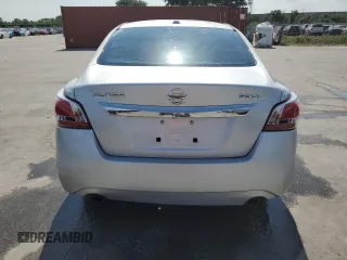 2013 Nissan Altima S z VIN 1N4BL3AP6DC113037, wystawiony jako Copart lot #57815955 z przebiegiem 129 447 mil mil oraz Szkoda całkowita • Salvage title. Historia ofert i sprzedaży dostępna na DreamBid. Obrazek 6.