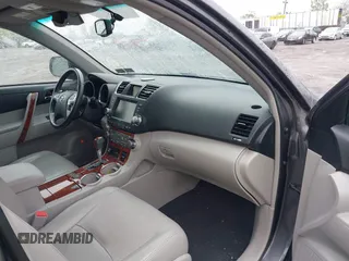 2012 Toyota Highlander Limited с VIN 5TDDK3EH6CS107339, выставлен на аукционе IAAI как лот 42219363 с пробегом 150 959 миль миль и . История ставок и продаж доступна на DreamBid. Изображение 5.
