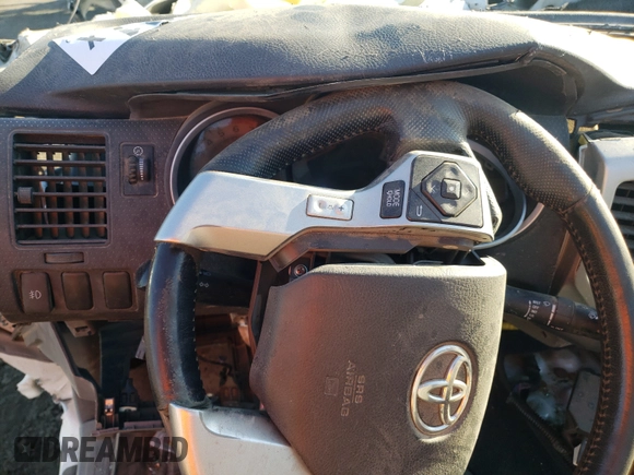 2015 Toyota Tacoma PreRunner z VIN 3TMKU4HNXFM045067, wystawiony jako Copart lot #47186931 z przebiegiem Nie podano mil oraz Szkoda całkowita • Salvage title. Historia ofert i sprzedaży dostępna na DreamBid. Obrazek 8.