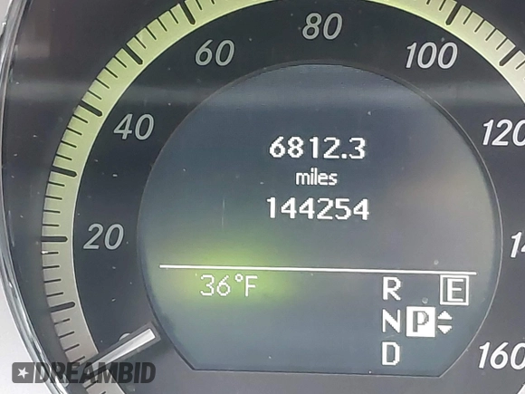 2011 Mercedes-Benz E 350 Luxury with VIN WDDHF2EB4BA382088, listed as a IAAI auction lot 41034273 with 144,254 mi miles and . Bid and sale history available at DreamBid. Image 16.