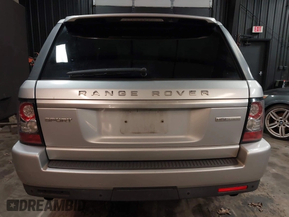 2012 Land Rover Range Rover Sport HSE Lux with VIN SALSK2D49CA747647, listed as a IAAI auction lot 41722974 with 92,560 mi miles and . Bid and sale history available at DreamBid. Image 16.