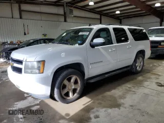 2008 Chevrolet Suburban 3LT z VIN 3GNFC16078G195463, wystawiony jako Copart lot #41867675 z przebiegiem 278 780 mil mil oraz Czysty tytuł • Clean title. Historia ofert i sprzedaży dostępna na DreamBid. Obrazek 1.