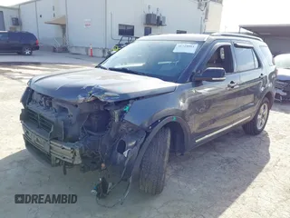 2017 Ford Explorer XLT z VIN 1FM5K8D8XHGC76912, wystawiony jako IAAI lot #41728061 z przebiegiem 100 995 mil mil oraz . Historia ofert i sprzedaży dostępna na DreamBid. Obrazek 2.