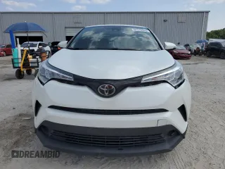 2019 Toyota C-HR XLE z VIN NMTKHMBX5KR079425, wystawiony jako Copart lot #57315345 z przebiegiem 109 441 mil mil oraz Szkoda całkowita • Salvage title. Historia ofert i sprzedaży dostępna na DreamBid. Obrazek 5.