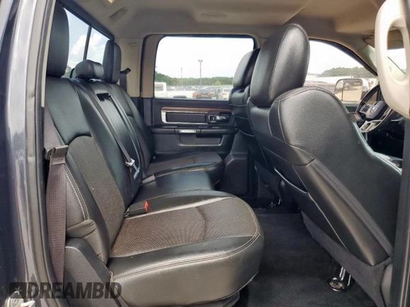 2014 Ram 2500 Laramie z VIN 3C6UR5FL4EG183158, wystawiony jako Copart lot #61846925 z przebiegiem 199 961 mil mil oraz Szkoda całkowita • Salvage title. Historia ofert i sprzedaży dostępna na DreamBid. Obrazek 10.