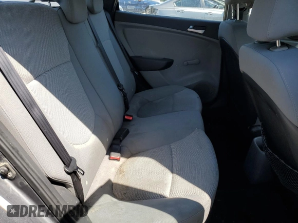 2012 Hyundai Accent GLS z VIN KMHCT4AE0CU253740, wystawiony jako Copart lot #59321665 z przebiegiem 167 711 mil mil oraz Czysty tytuł • Clean title. Historia ofert i sprzedaży dostępna na DreamBid. Obrazek 10.