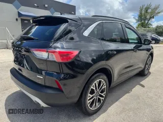 2020 Ford Escape SEL with VIN 1FMCU0H61LUB07822, listed as a Copart auction lot 62612175 with 65,721 mi miles and Salvage title. Bid and sale history available at DreamBid. Image 3.