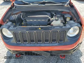 2016 Jeep Renegade Trailhawk with VIN ZACCJBCT9GPD54583, listed as a Copart auction lot 60826395 with 178,307 mi miles and Salvage title. Bid and sale history available at DreamBid. Image 12.