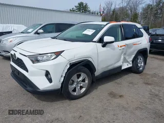 2019 Toyota RAV4 XLE with VIN JTMP1RFV7KD521148, listed as a IAAI auction lot 41884793 with 19,590 mi miles. Bid and sale history available at carsss.com. Image 17.